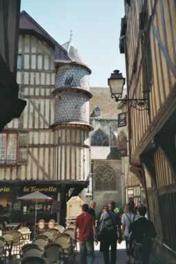 Troyes